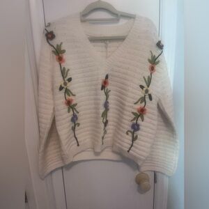 Bibi Embroidered Sweater Small Nwt
